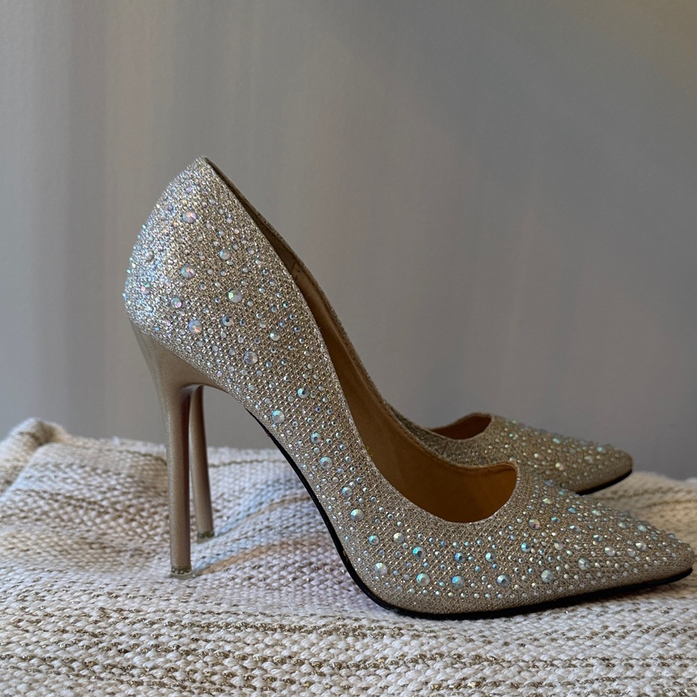 Elegant Sparkle Champagne Rhinestone Stiletto Pumps